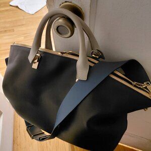 Chole Baylee black/gray handle/detachable strap optional w/gold trim/hardware.